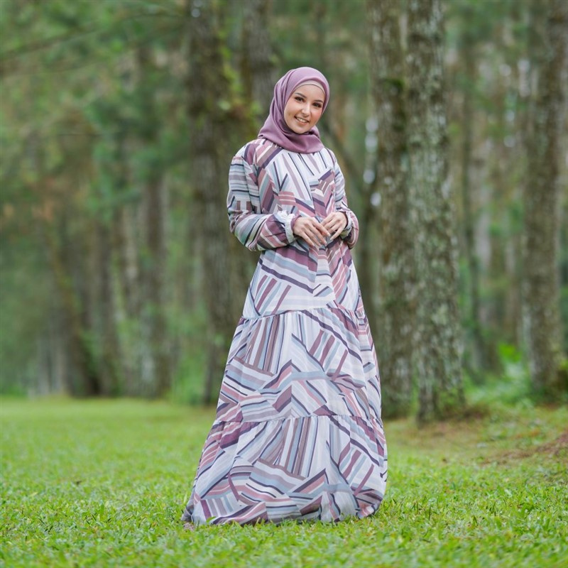 Tips Memadupadankan Warna Dalam Berpakaian Dengan Cerdas